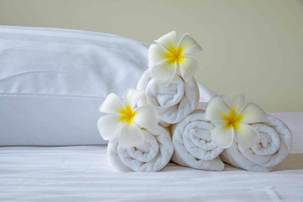 B&B Comeinsicily Cortedeilimoni Charming & Relax Acireale Kamer foto